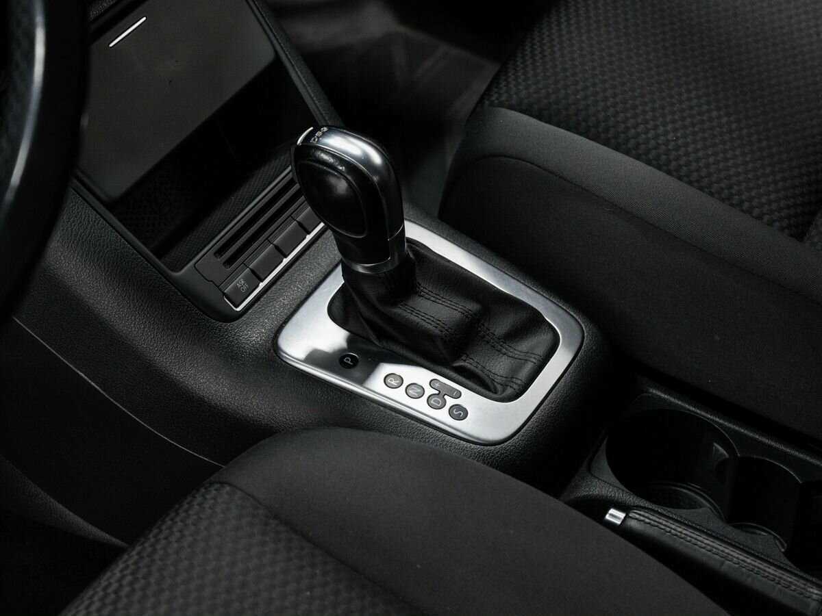 Volkswagen Golf Plus, 2011 Фото №16