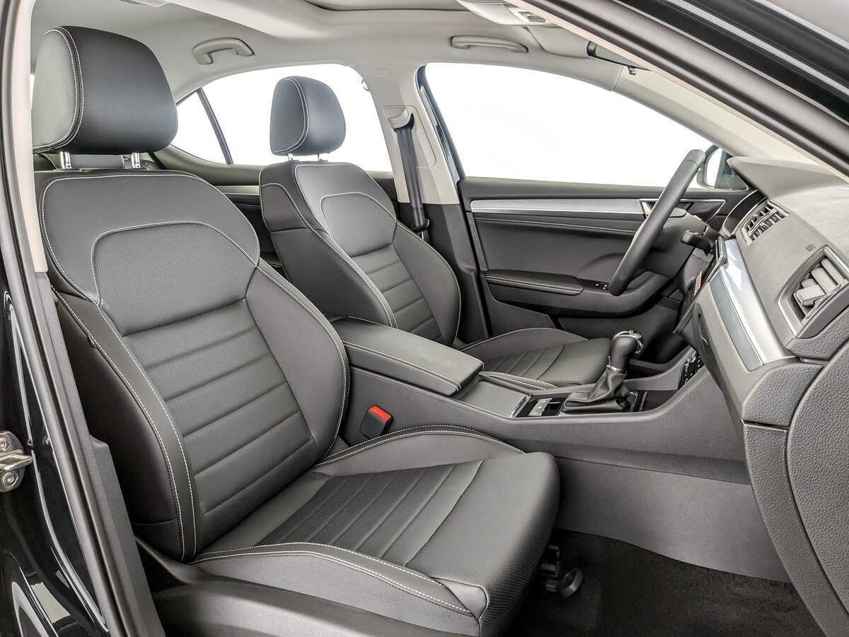 Skoda Superb, 2024 Фото №23