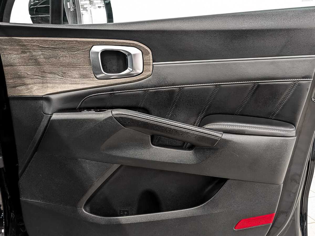 Kia Sorento, 2021 Фото №25