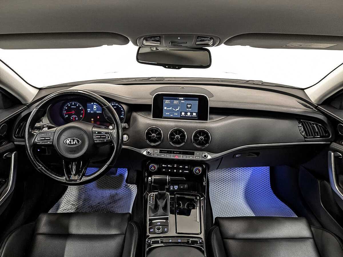 Kia Stinger, 2019 Фото №12