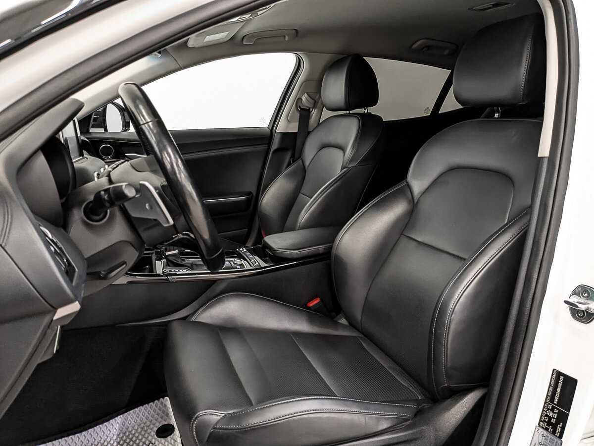 Kia Stinger, 2019 Фото №18