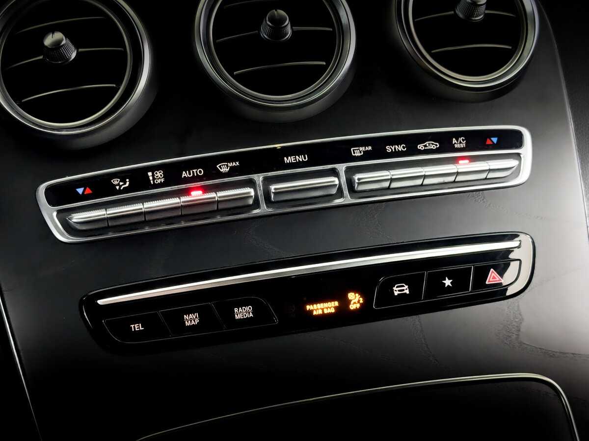 Mercedes-Benz GLC 200, 2019 Фото №27