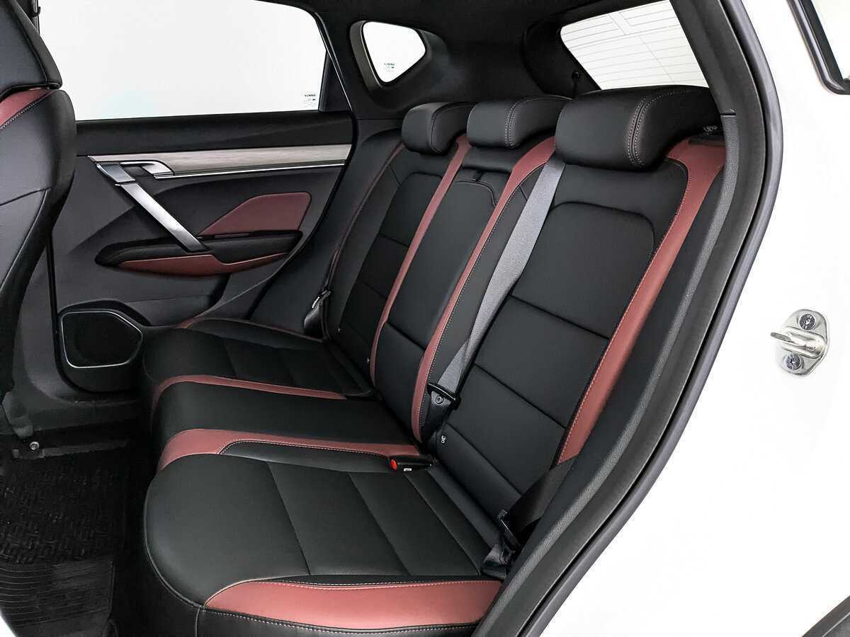 Geely Coolray, 2023 Фото №18