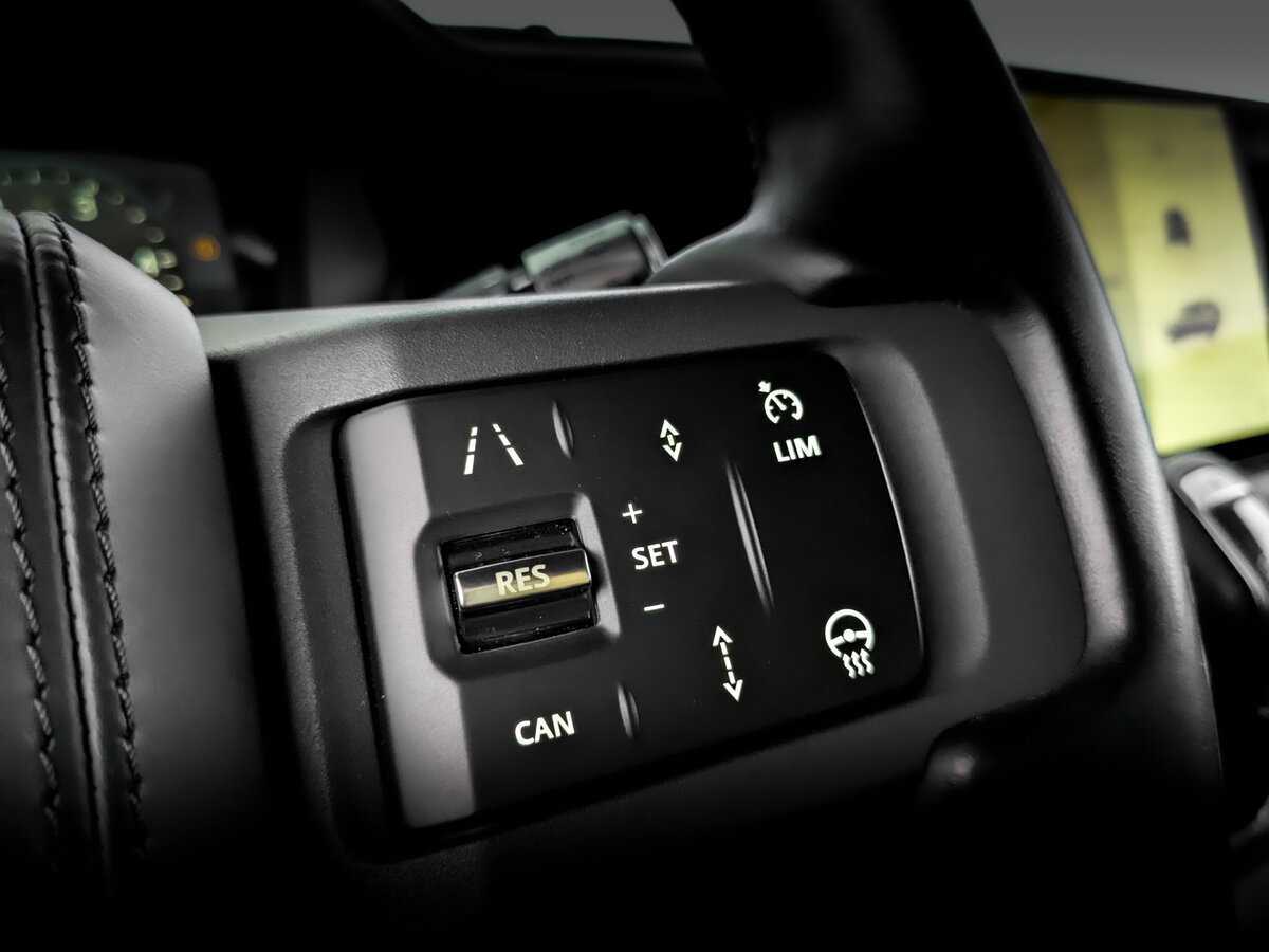 Land Rover Defender 110, 2021 Фото №27