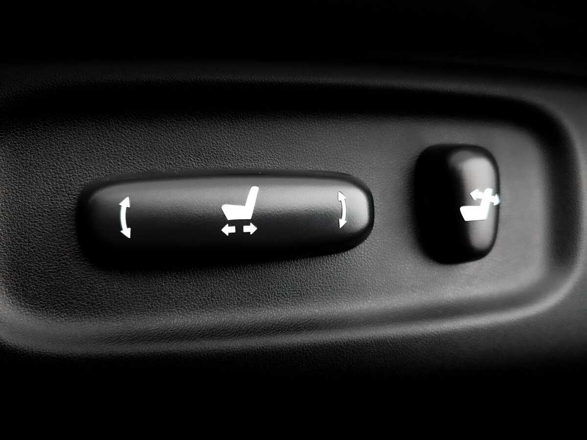 Toyota Land Cruiser, 2020 Фото №21