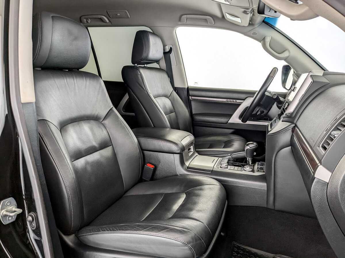 Toyota Land Cruiser, 2020 Фото №24