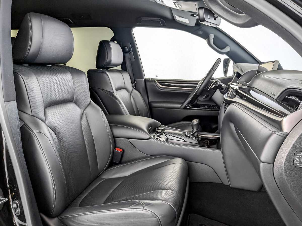 Lexus LX 450d, 2020 Фото №24