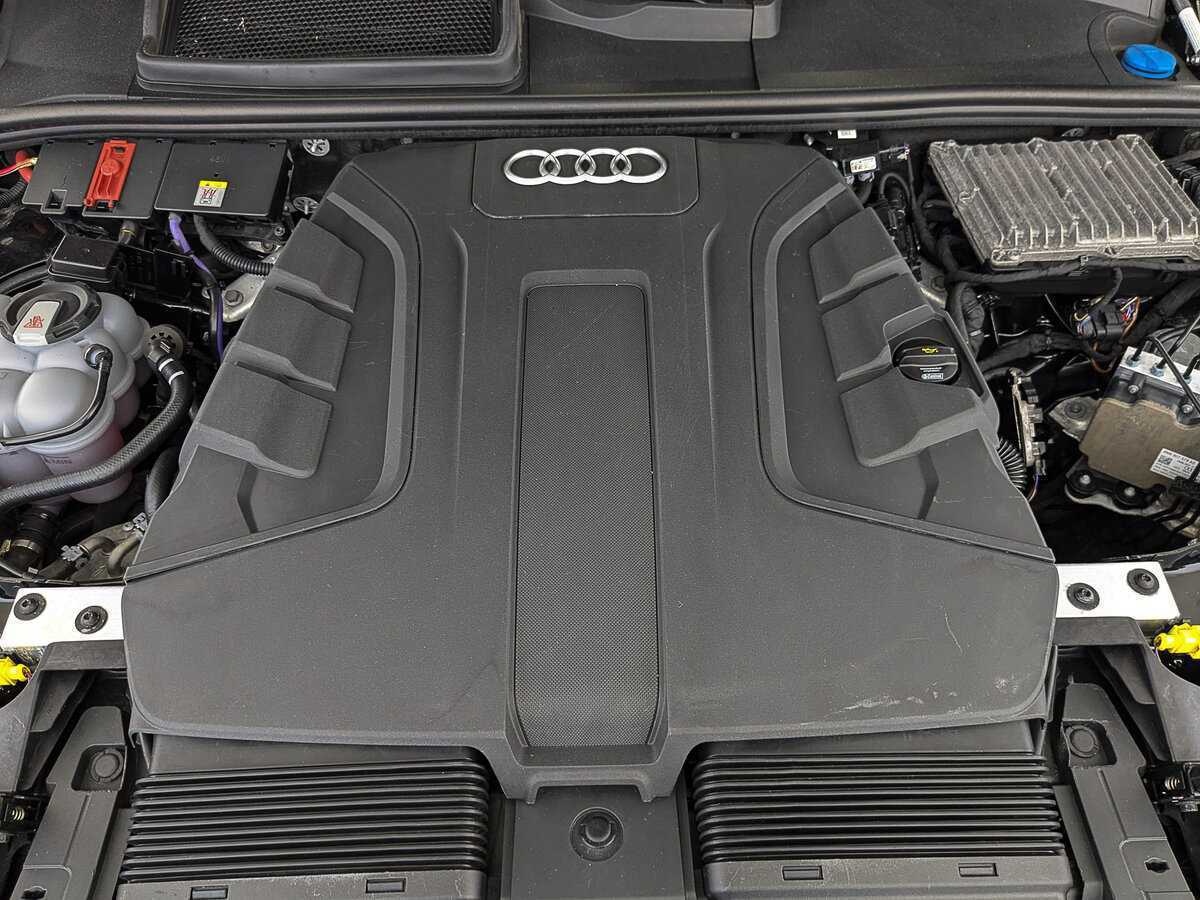 Audi Q7 50 TDI, 2020 Фото №9