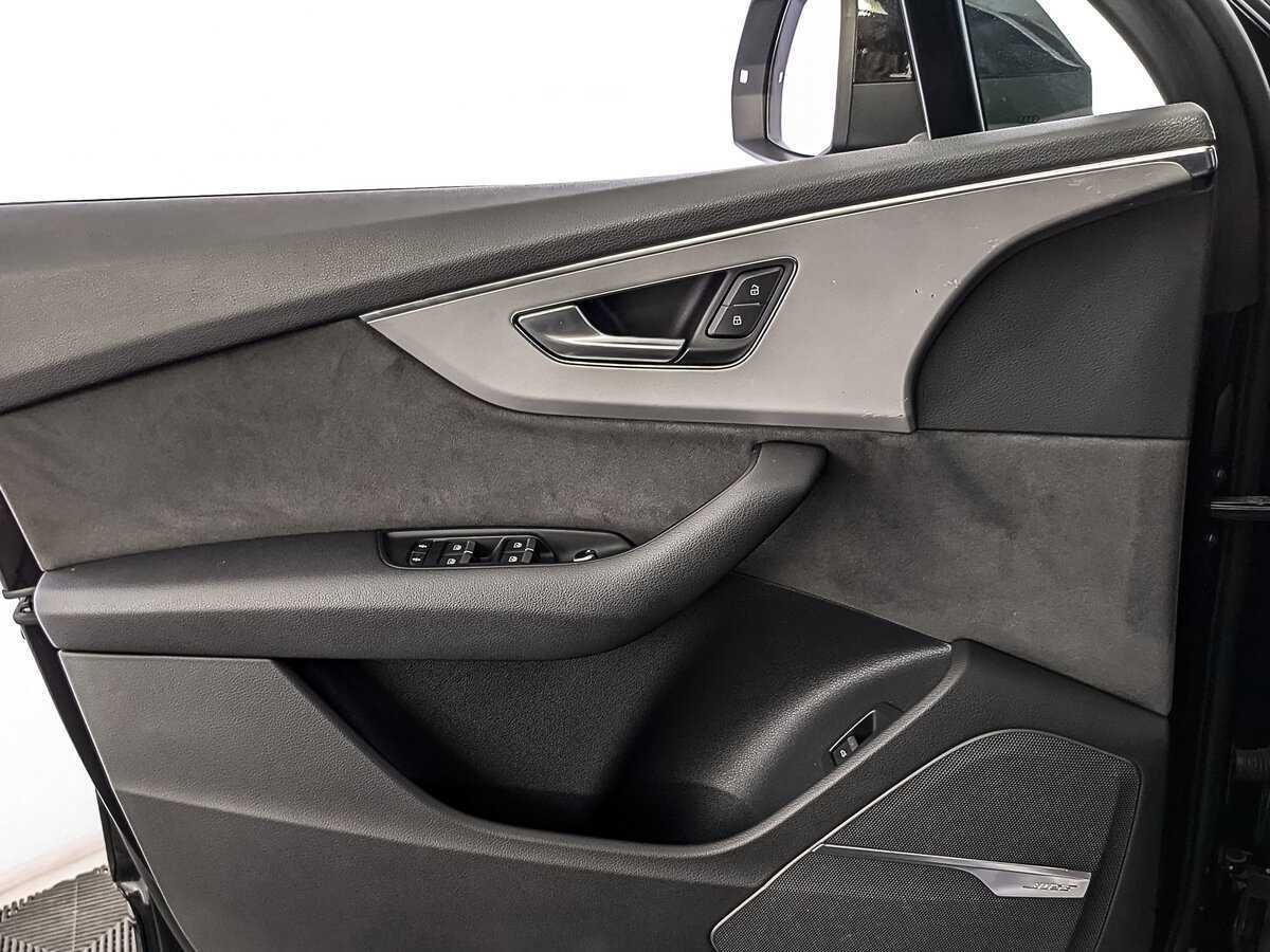 Audi Q7 50 TDI, 2020 Фото №19