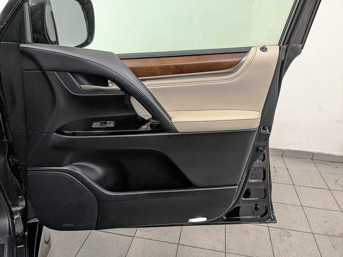 Lexus LX 450d, 2018 Фото №25