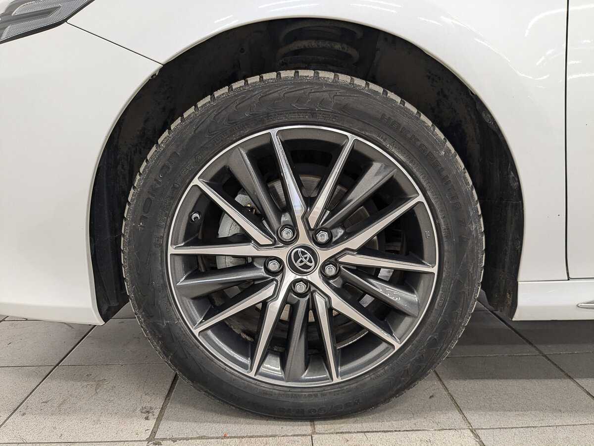 Toyota Camry, 2023 Фото №12