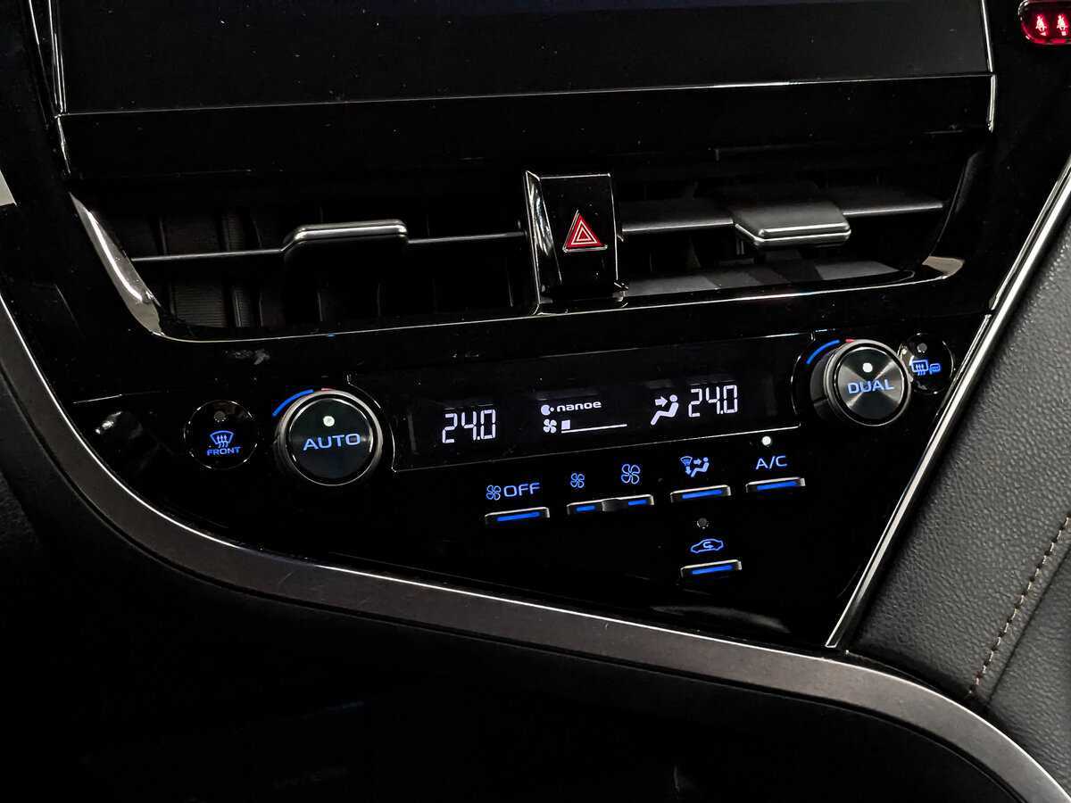 Toyota Camry, 2023 Фото №21