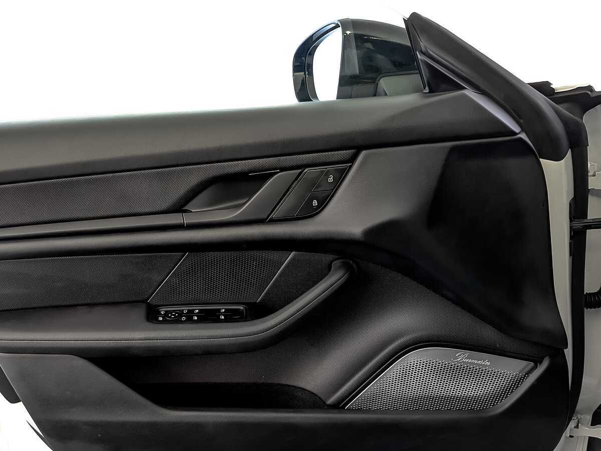 Porsche Taycan 4S, 2021 Фото №19