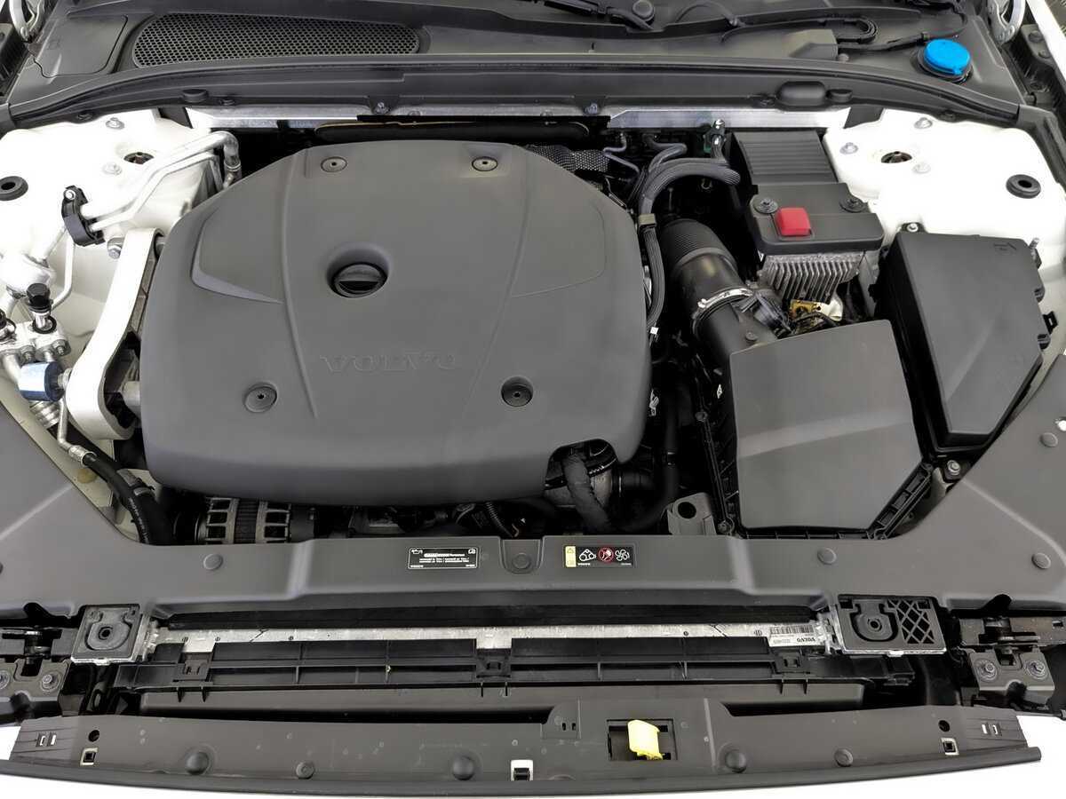 Volvo V60 Cross Country, 2021 Фото №9