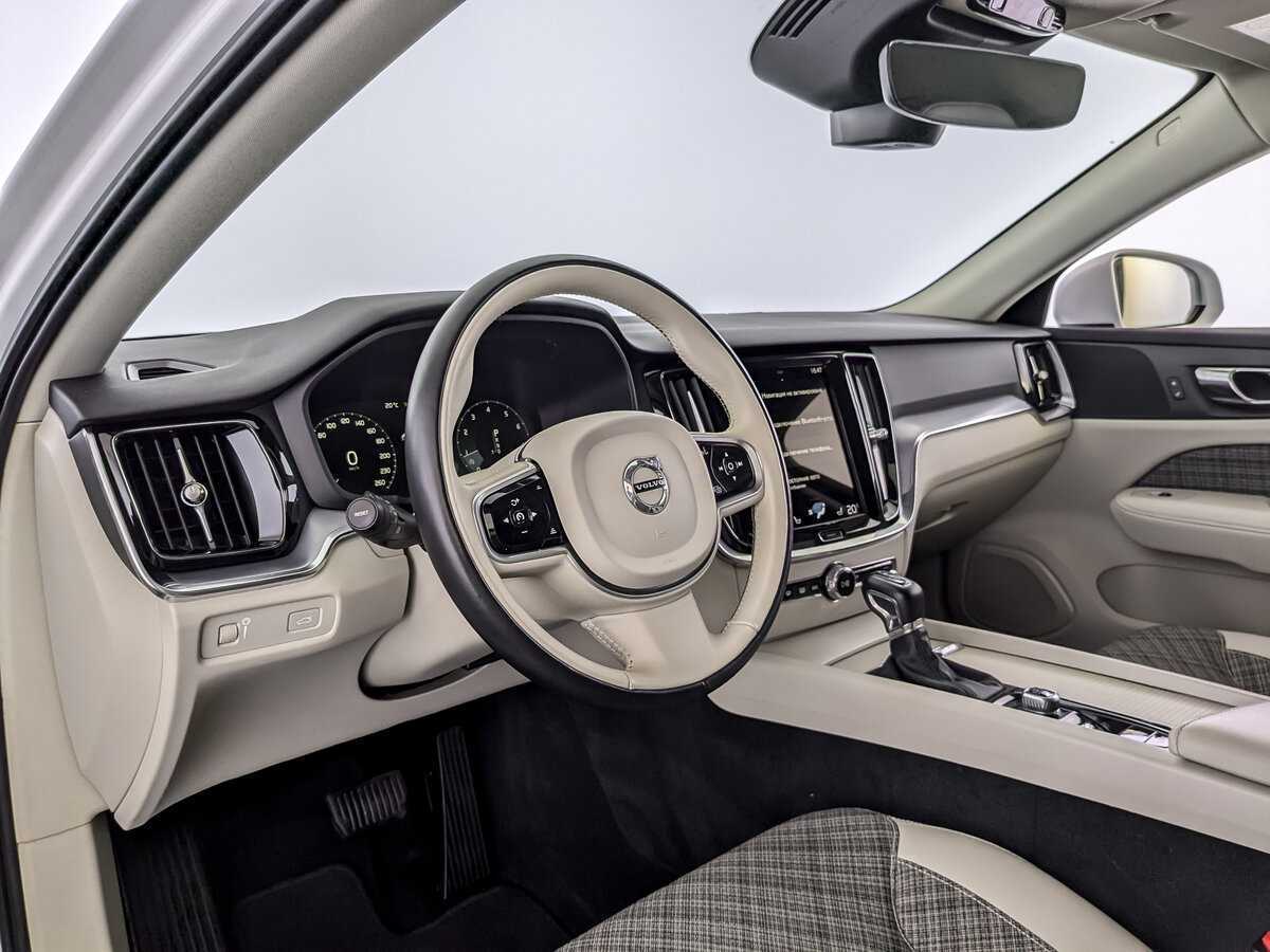 Volvo V60 Cross Country, 2021 Фото №16