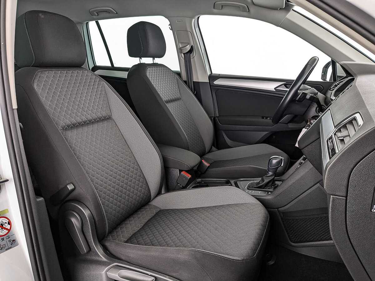 Volkswagen Tiguan, 2018 Фото №24
