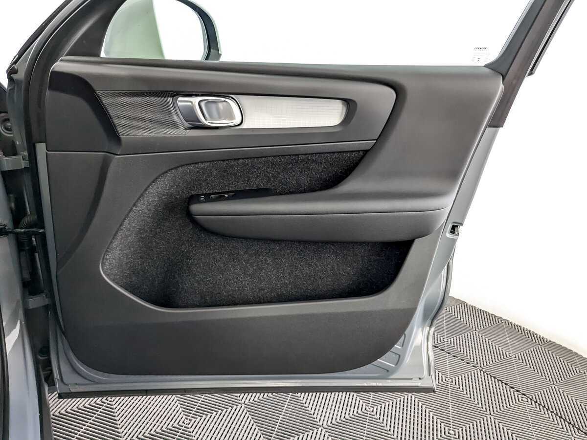 Volvo XC40, 2021 Фото №25