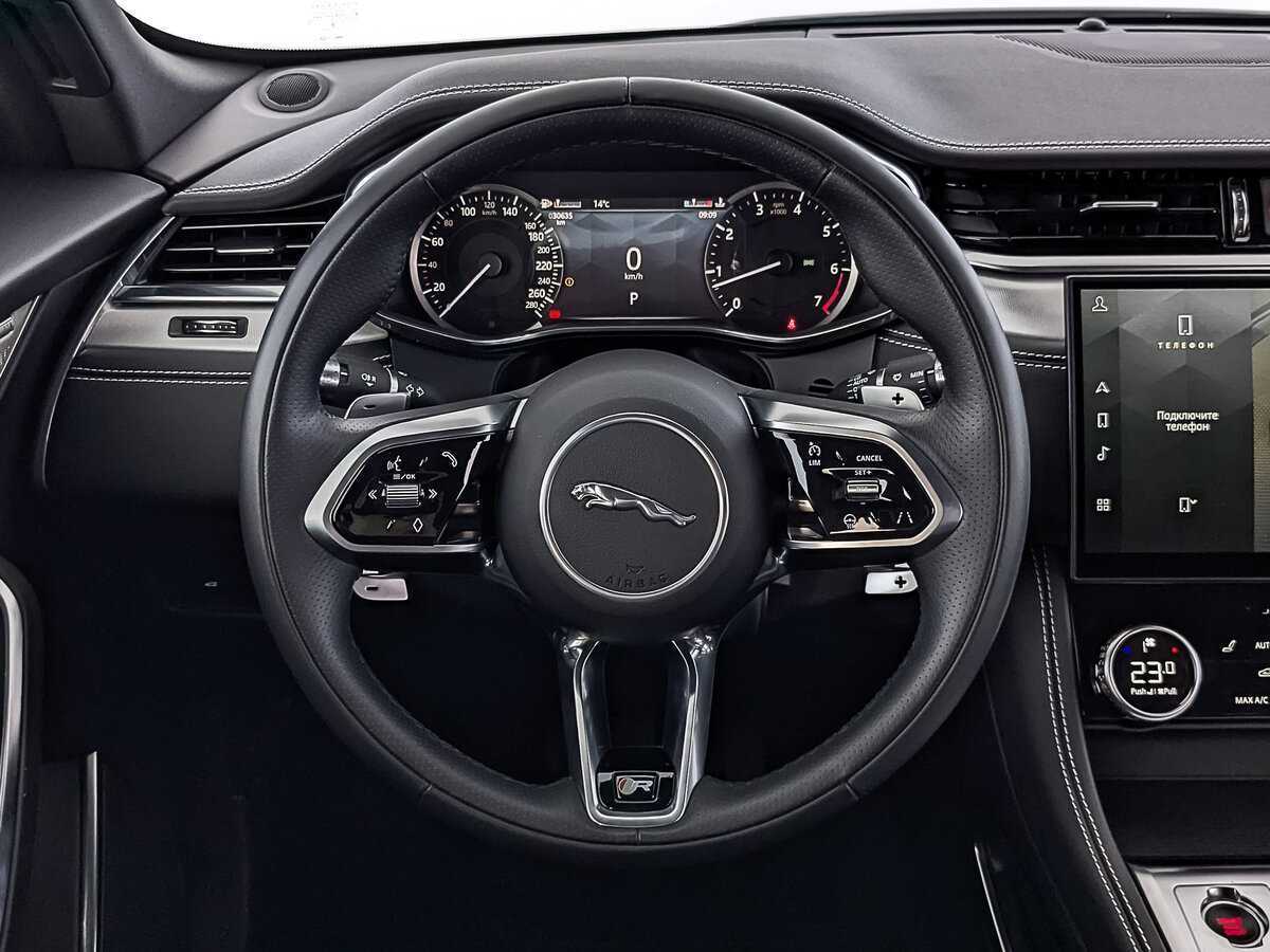 Jaguar F-Pace, 2022 Фото №21