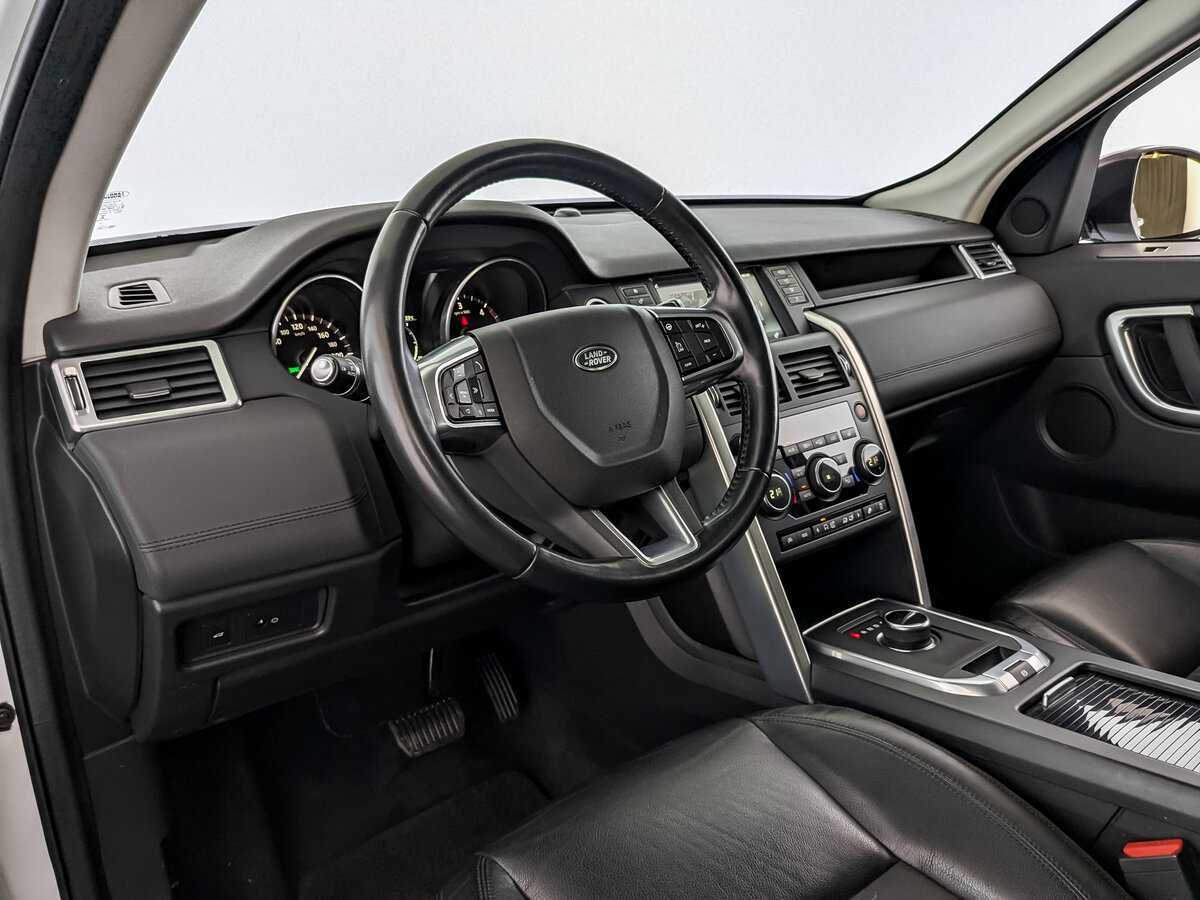 Land Rover Discovery Sport, 2017 Фото №16