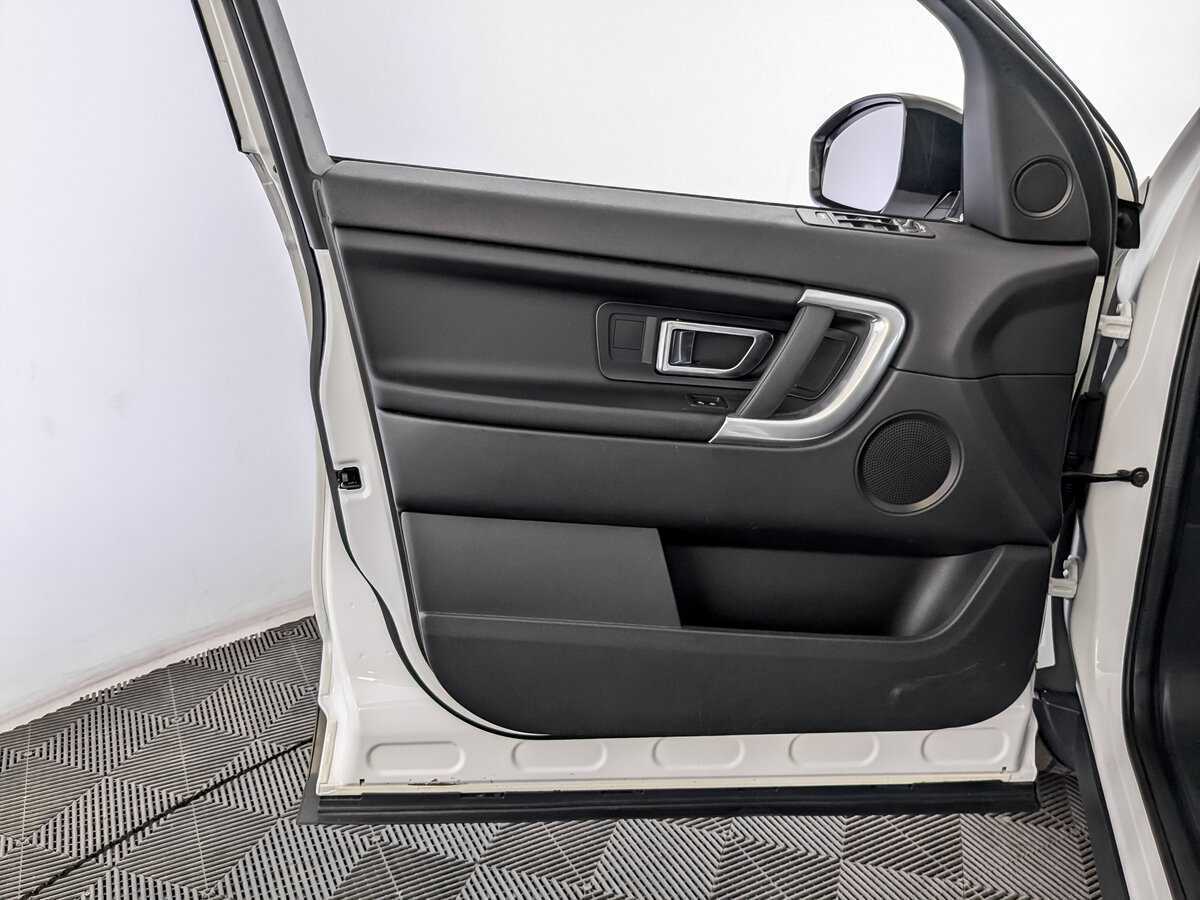 Land Rover Discovery Sport, 2017 Фото №19