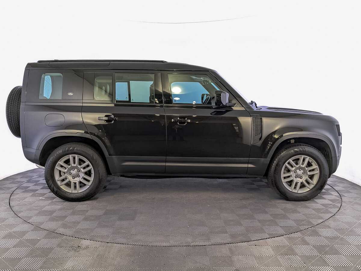 Land Rover Defender 110, 2021 - 64 672 км. | Фото №4