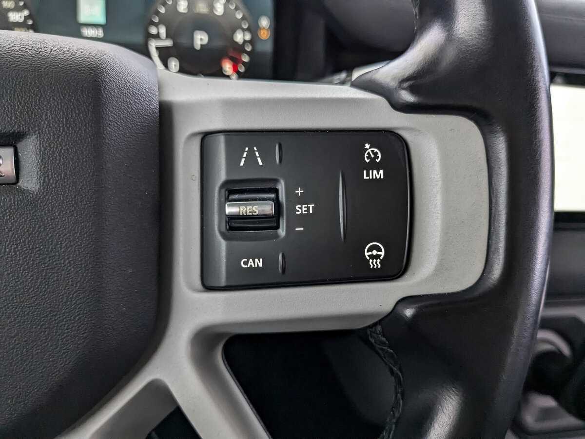 Land Rover Defender 110, 2021 Фото №25