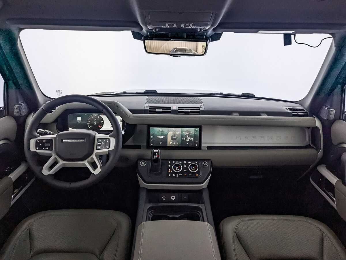 Land Rover Defender 110, 2021 Фото №14