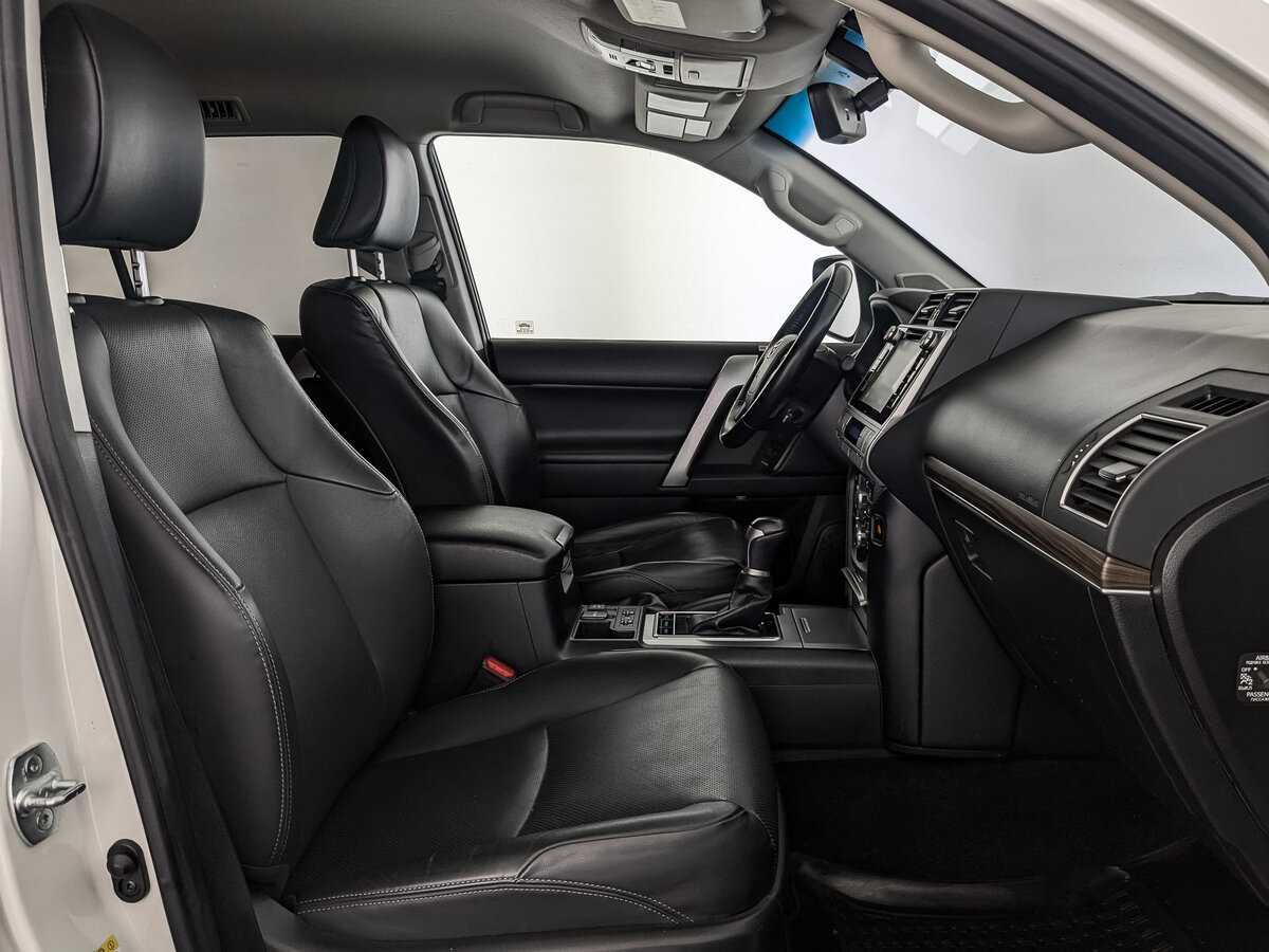 Toyota Land Cruiser Prado, 2019 Фото №24