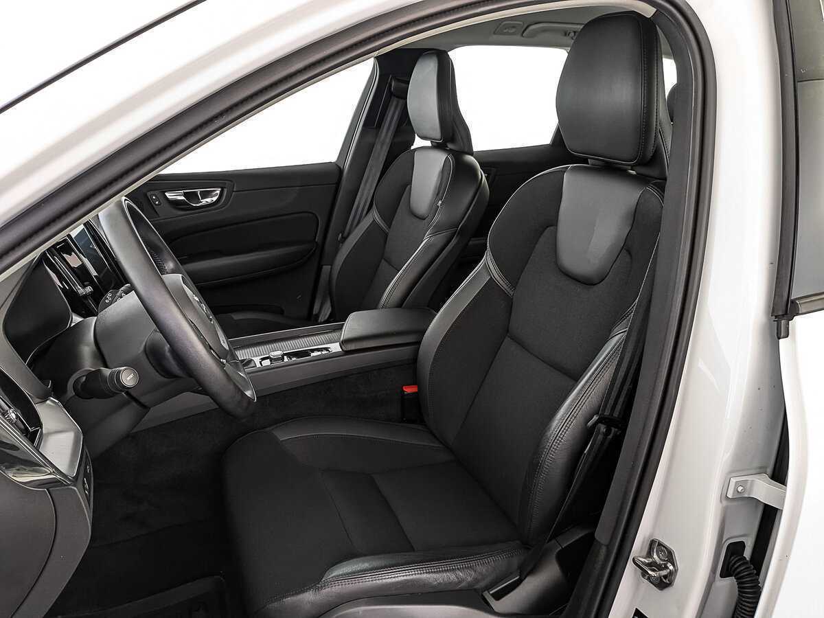 Volvo XC60, 2019 Фото №20