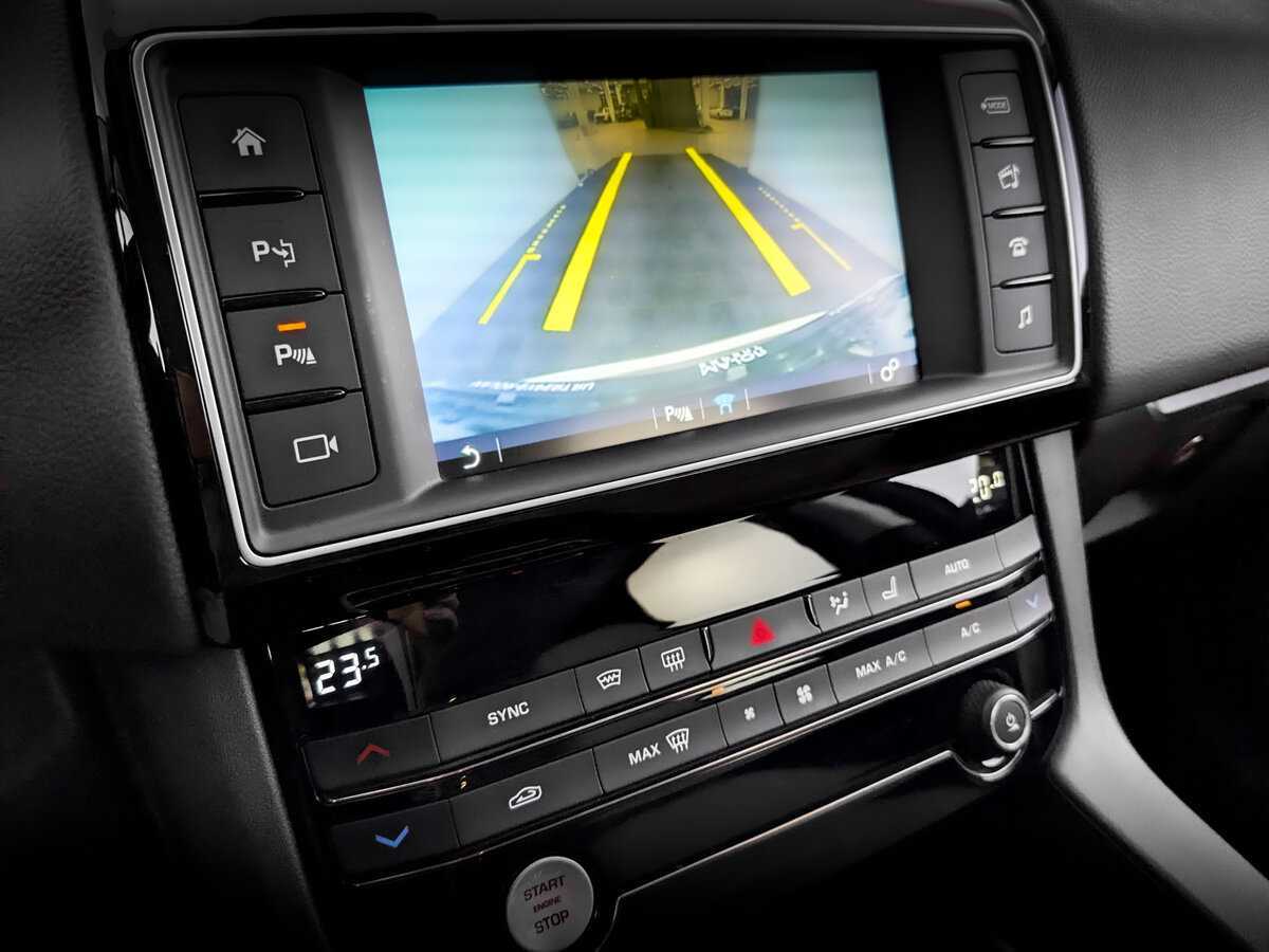 Jaguar F-Pace, 2016 Фото №27