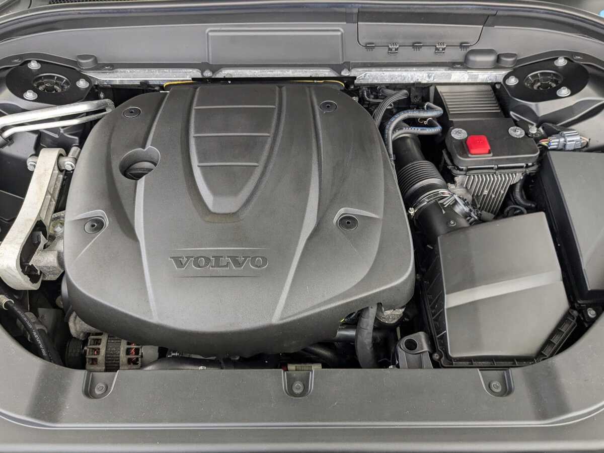 Volvo XC60, 2020 Фото №9