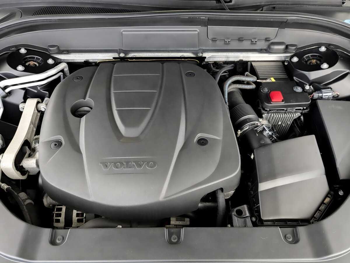Volvo XC60, 2020 Фото №9