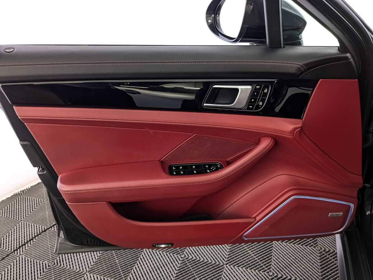 Porsche Panamera 4, 2020 Фото №18