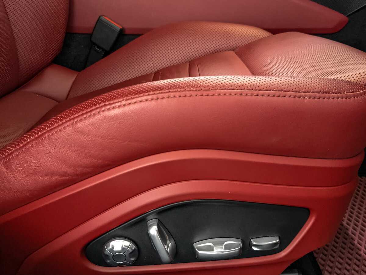 Porsche Panamera 4, 2020 Фото №25