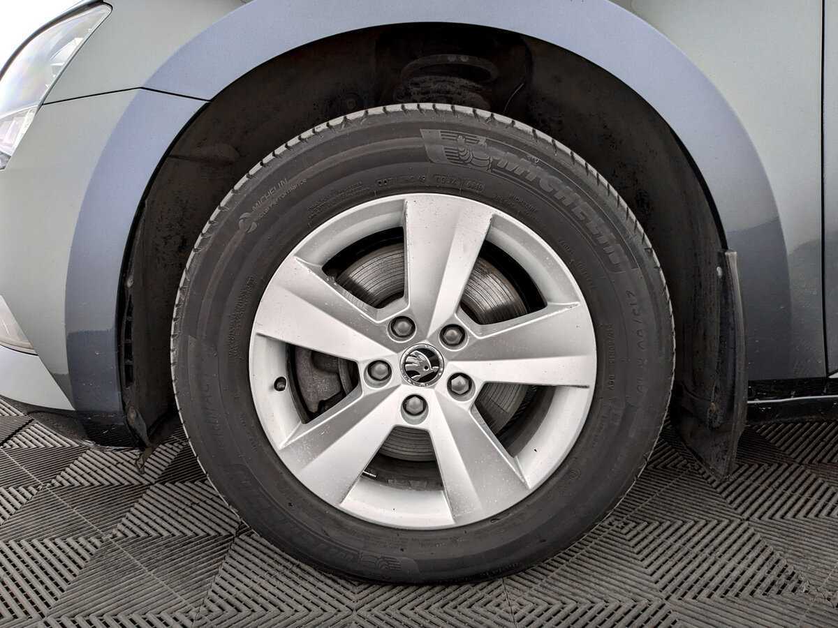 Skoda Superb, 2018 Фото №18