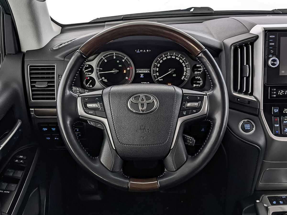 Toyota Land Cruiser, 2020 Фото №20