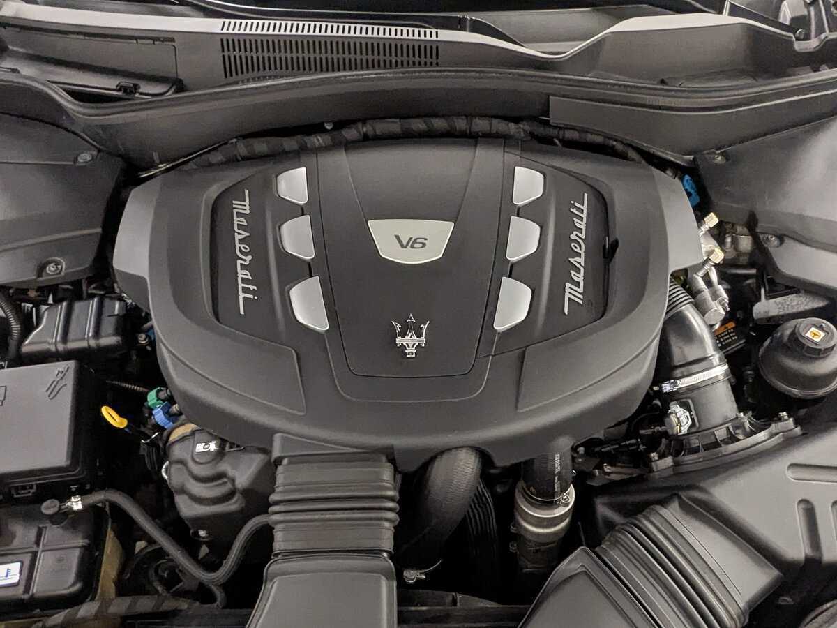 Maserati Levante Diesel, 2017 Фото №9