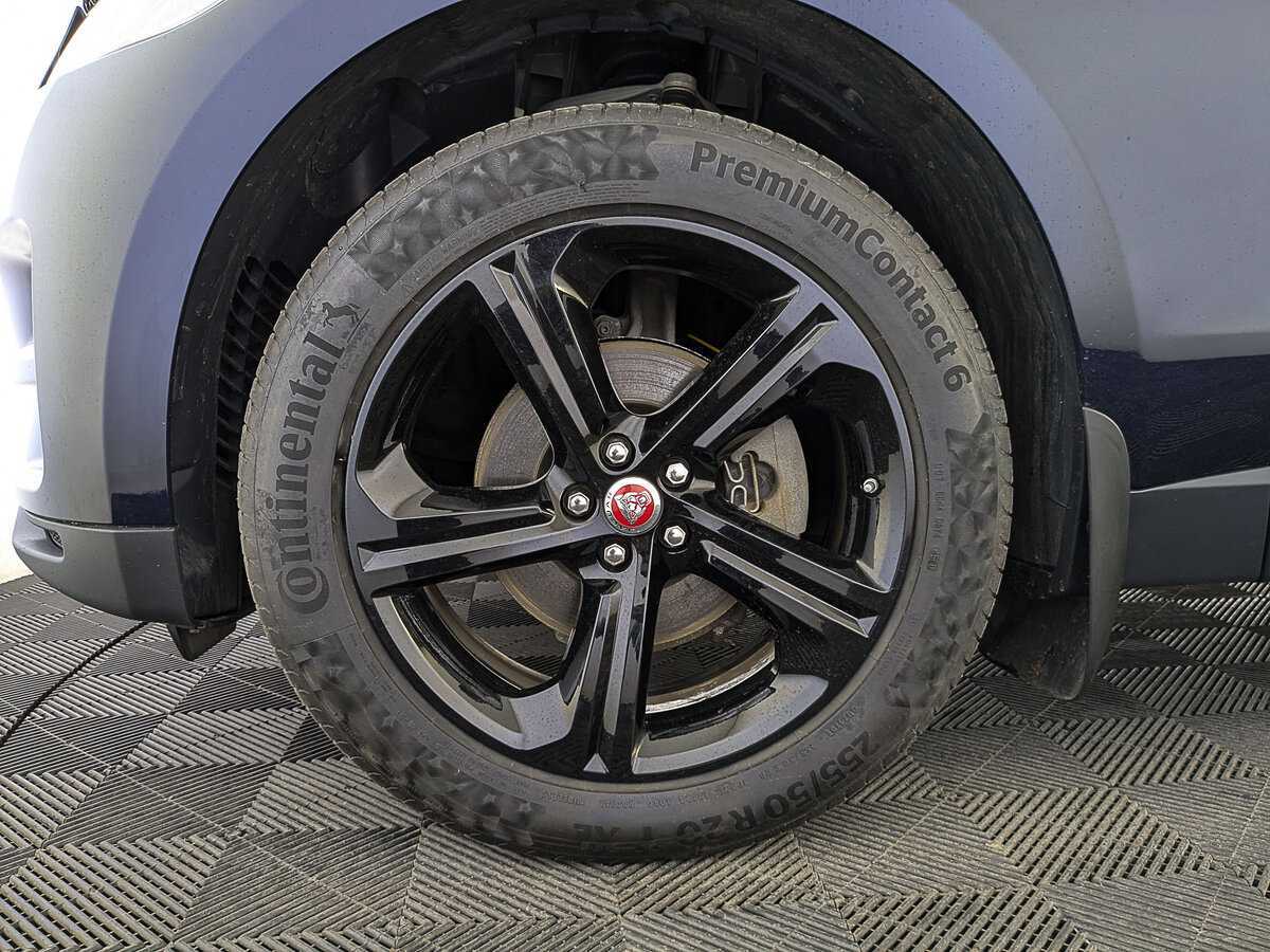 Jaguar F-Pace, 2019 Фото №12