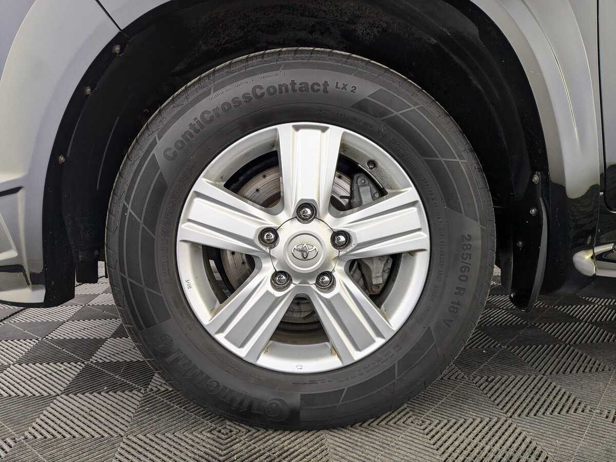 Toyota Land Cruiser, 2018 Фото №12