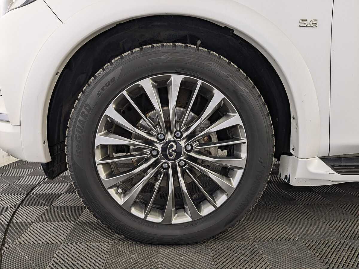 Infiniti QX80, 2018 Фото №12