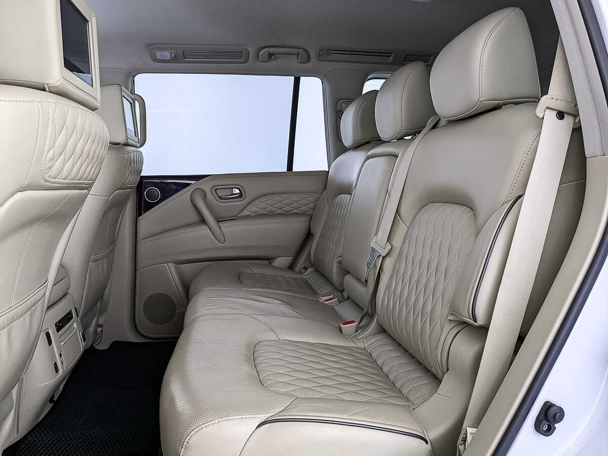 Infiniti QX80, 2018 Фото №18