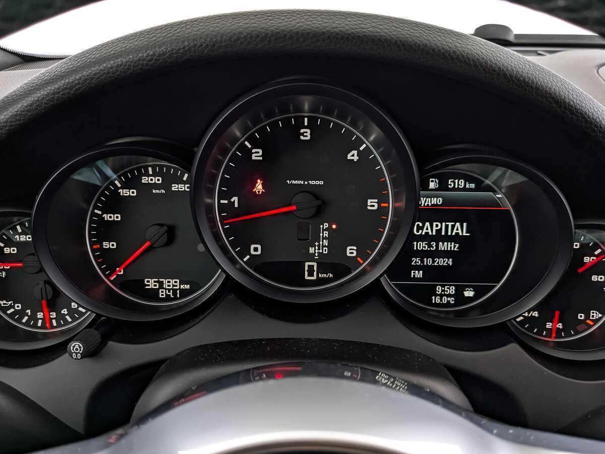 Porsche Cayenne Diesel, 2016 Фото №14