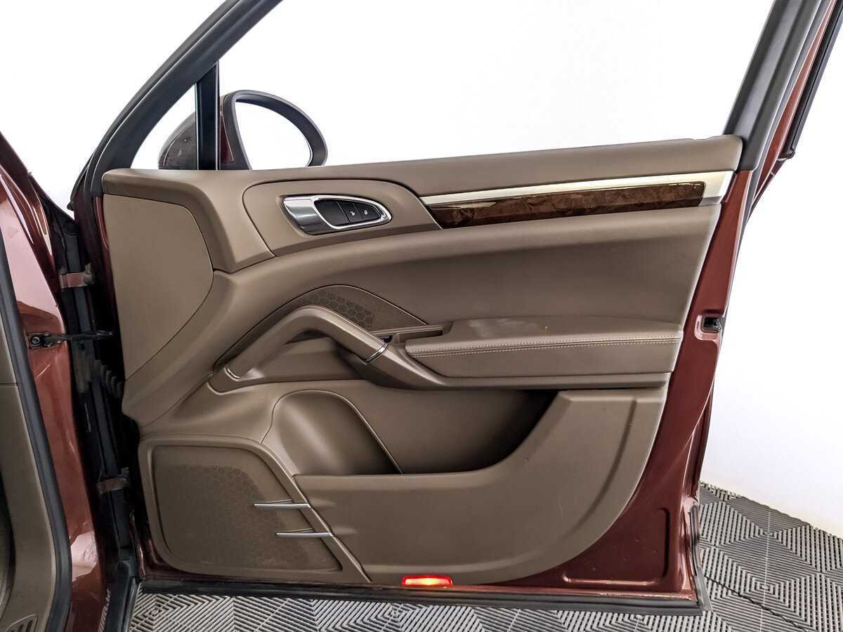 Porsche Cayenne Diesel, 2013 Фото №23