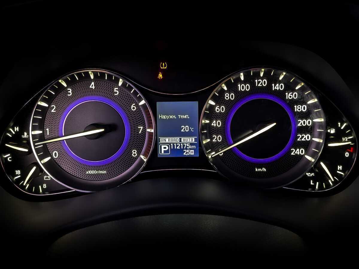 Infiniti QX80, 2018 Фото №13