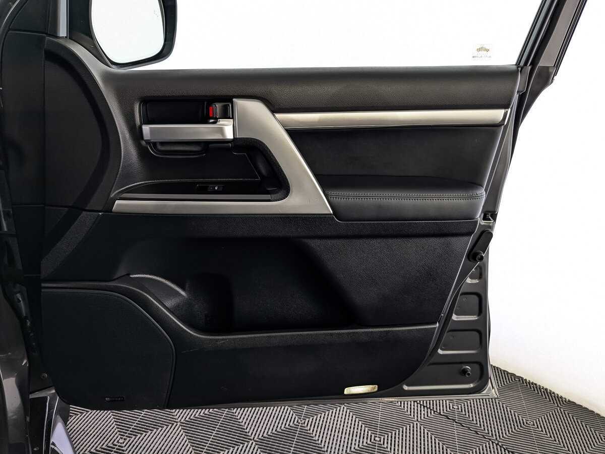 Toyota Land Cruiser, 2019 Фото №23