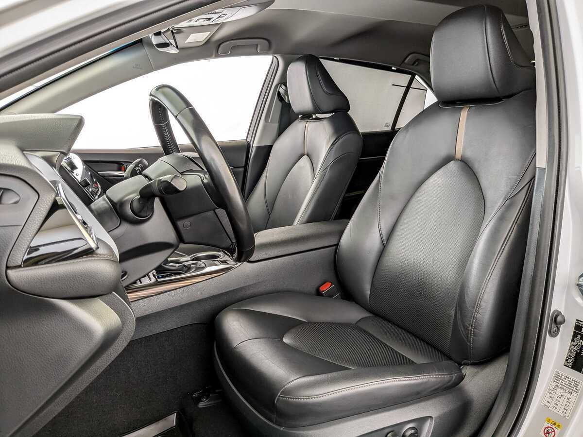 Toyota Camry, 2019 Фото №20