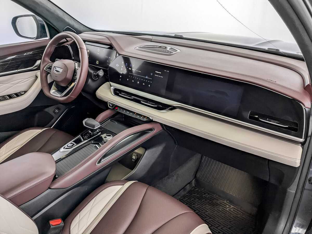 Geely Monjaro, 2023 Фото №11