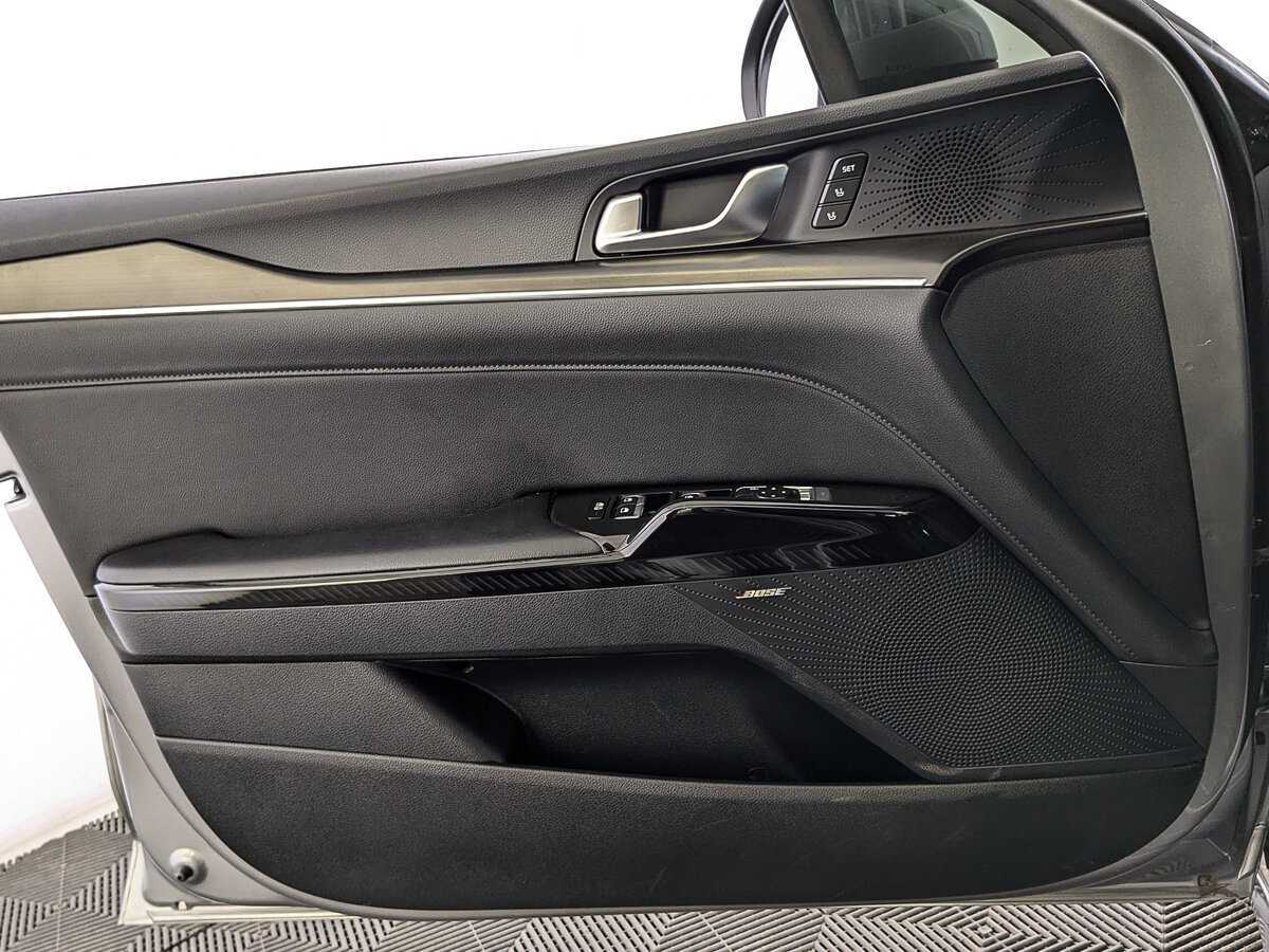 Kia K5, 2022 Фото №17