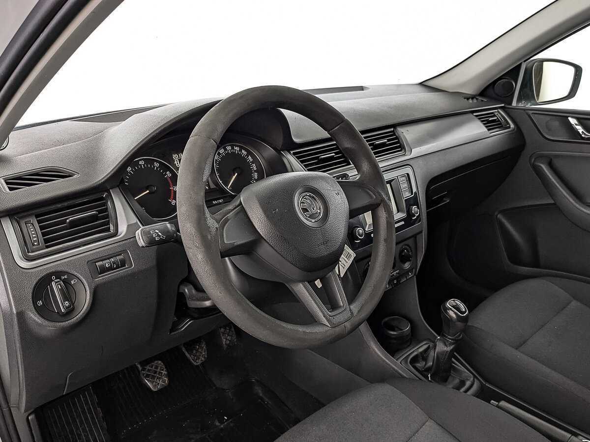 Skoda Rapid, 2017 Фото №15