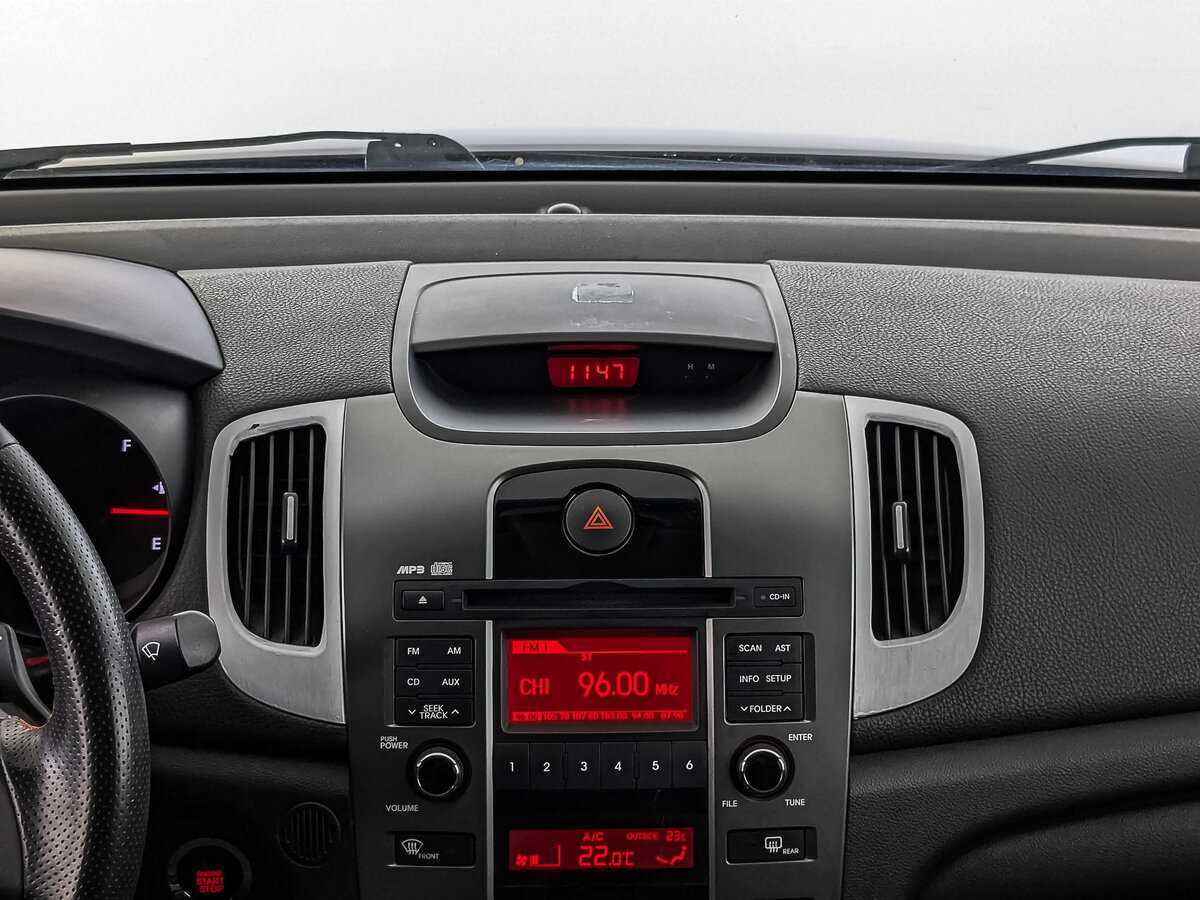 Kia Cerato 6-speed, 2011 Фото №15